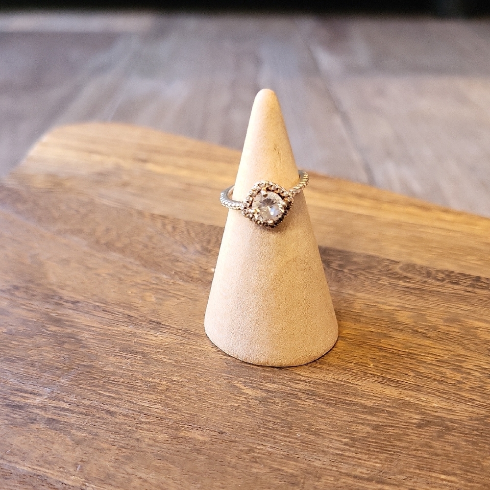 Vtg Gold Tone Engagement Ring, Clear Stone Halo Setting Pave Band, Size 4.25 - Picture 2 of 13